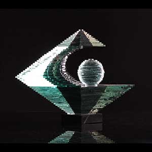 Glas sculptuur kunstenares Marielle Braanker kunst 